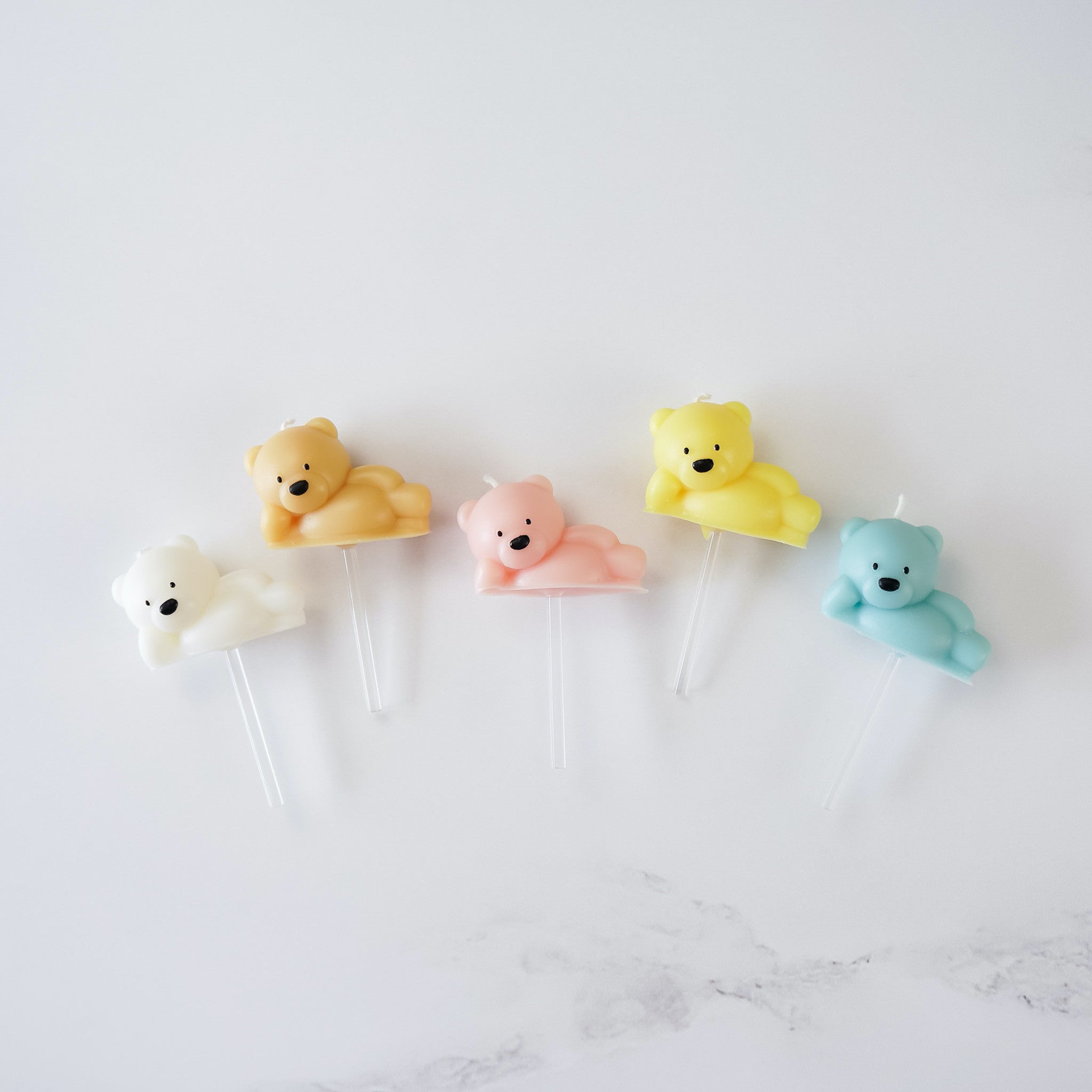 bear birthday candles in 5 colors