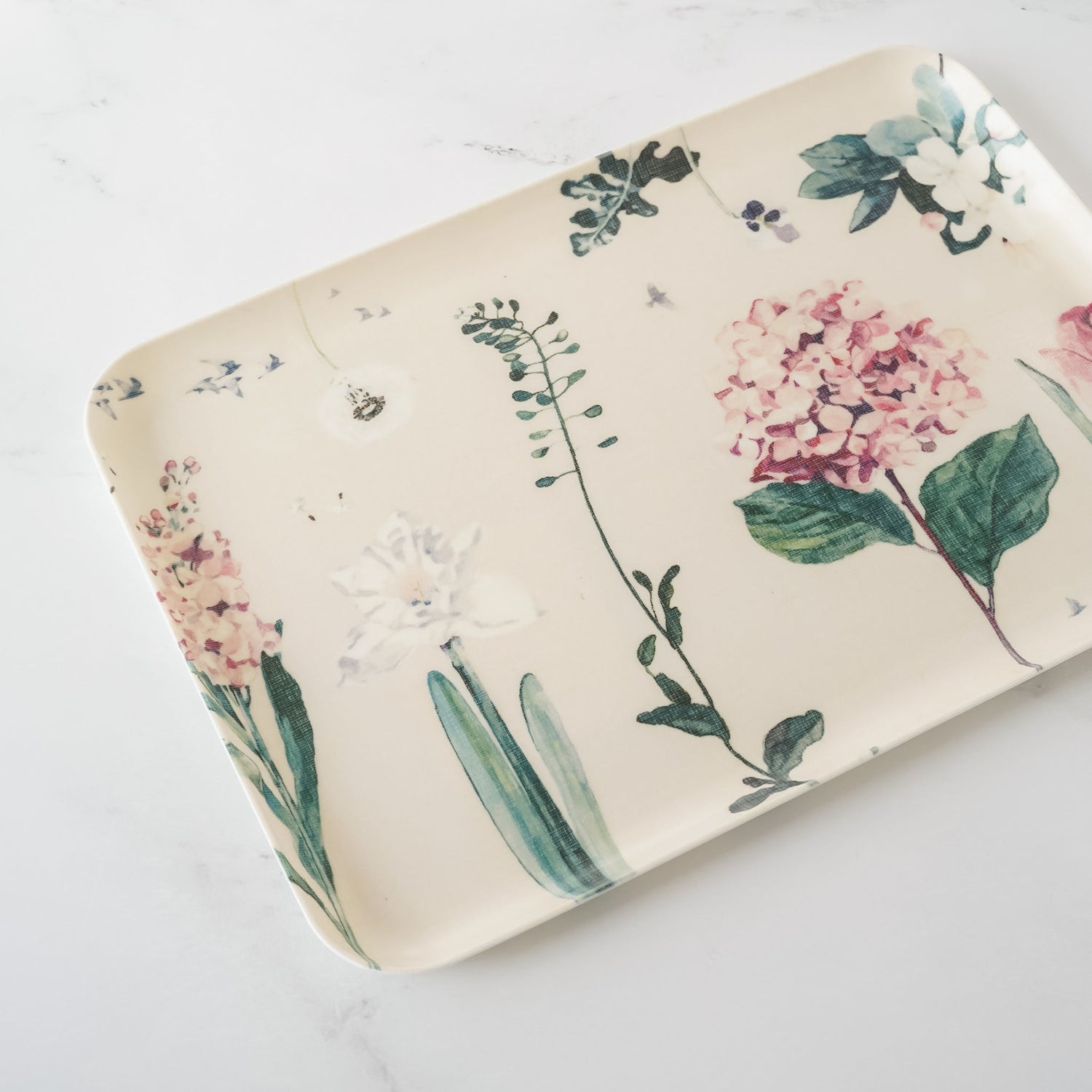 botanical linen coated tray in medium