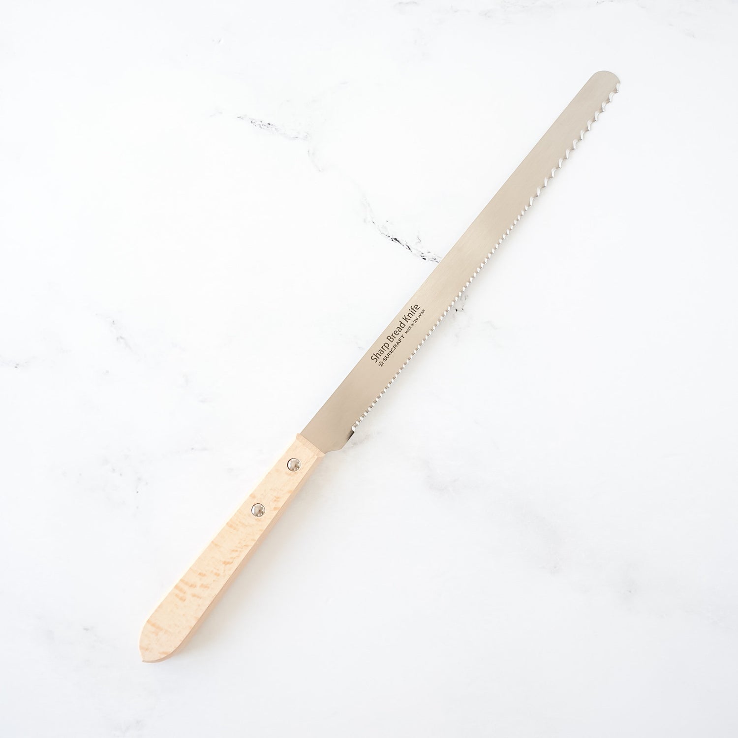 bread knife serrated