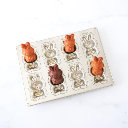 bunny madeleine pan, 8 cavity