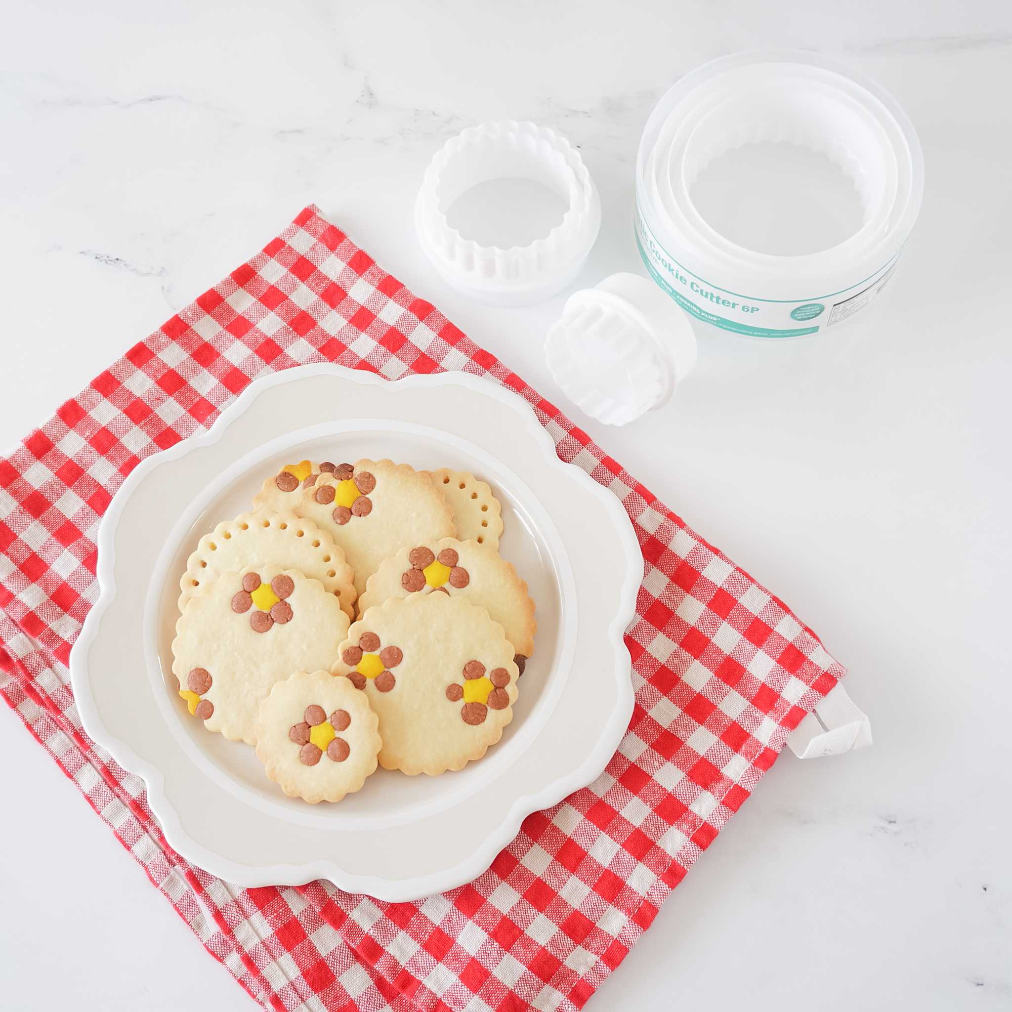 fluted round cookie cutters