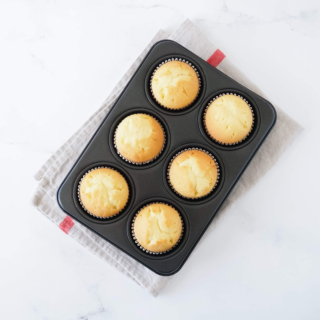 cupcake and muffin pan, 6-cup