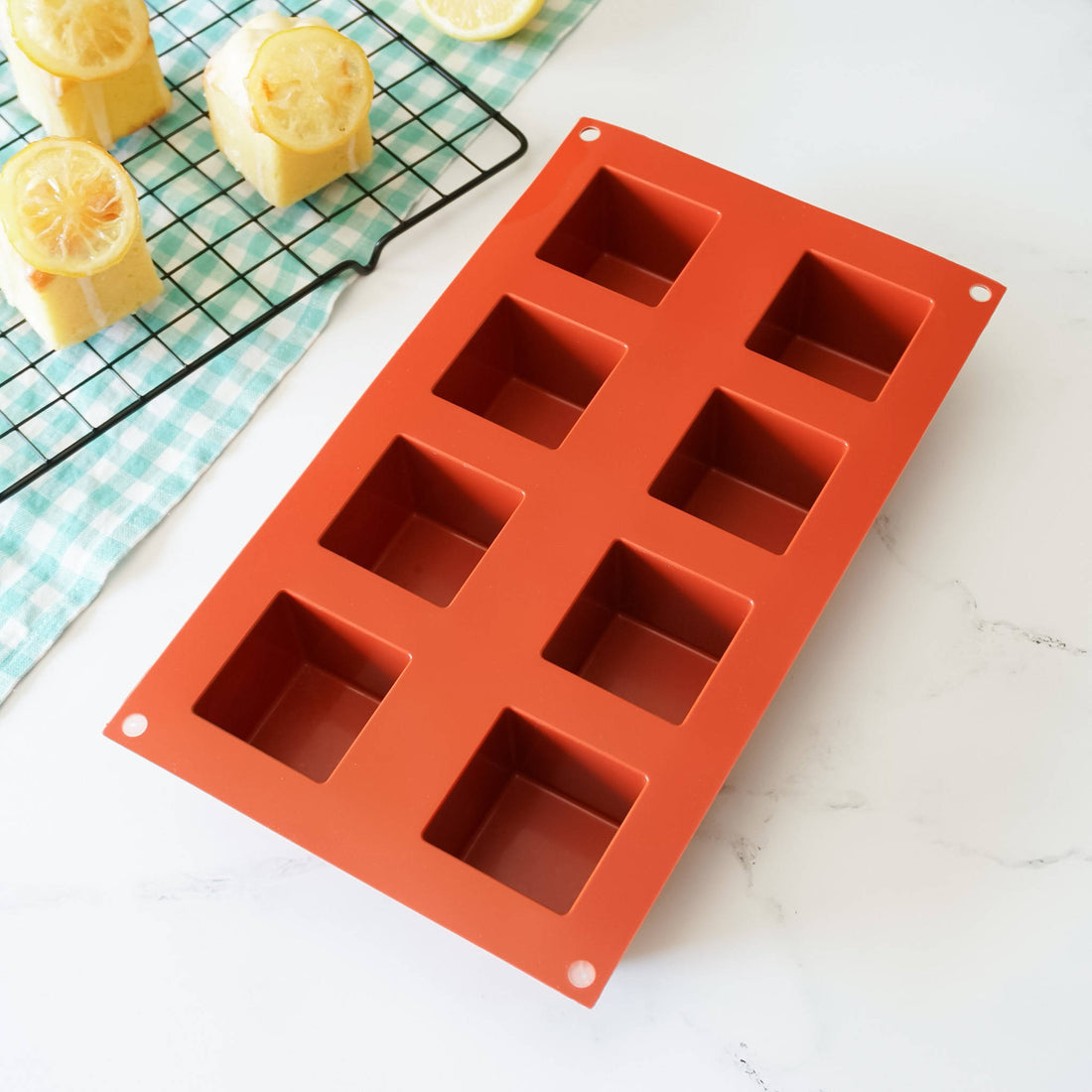 silicone baking mold and mini pound cakes